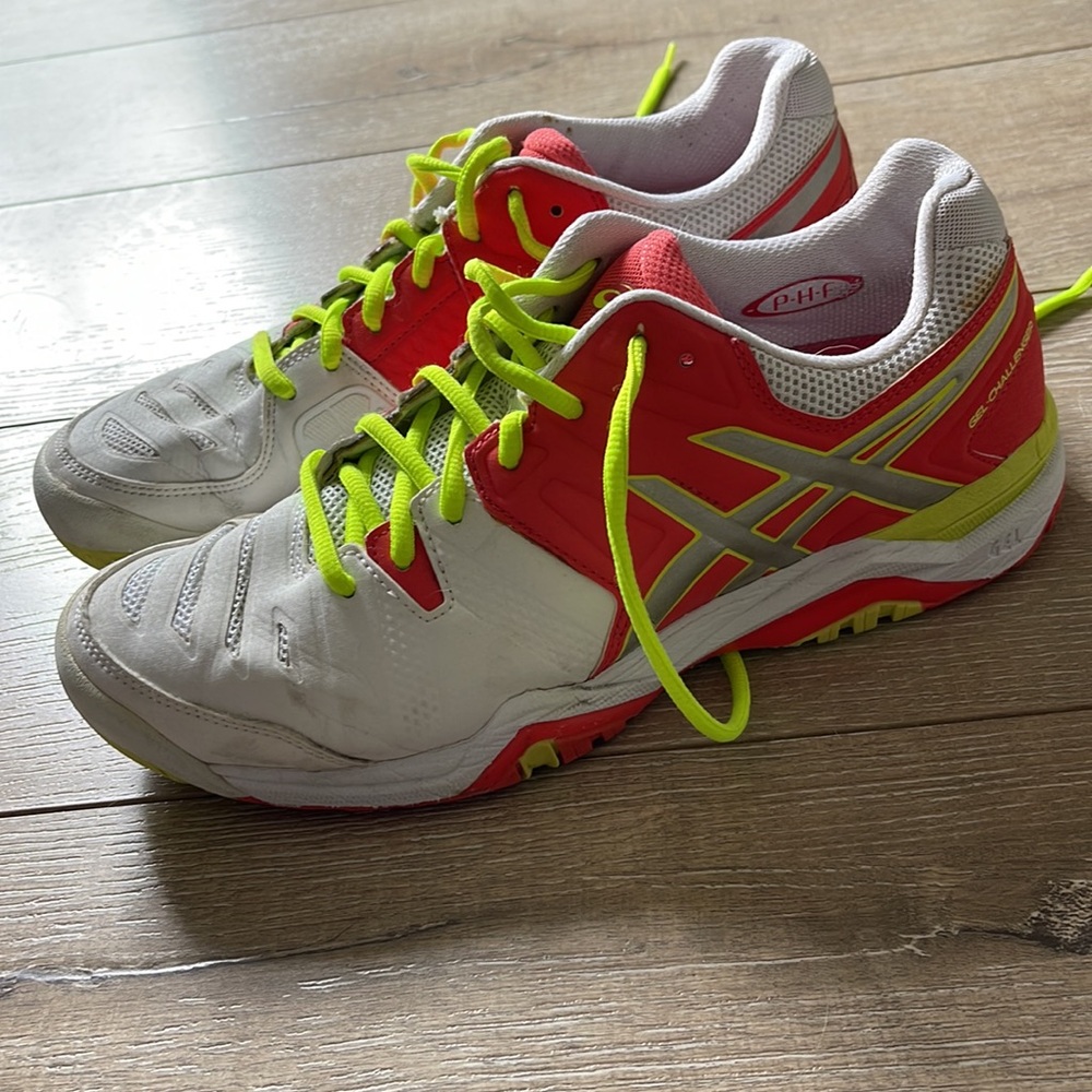 Asics Gel Challenger Women’s Tennis Shoes View 3